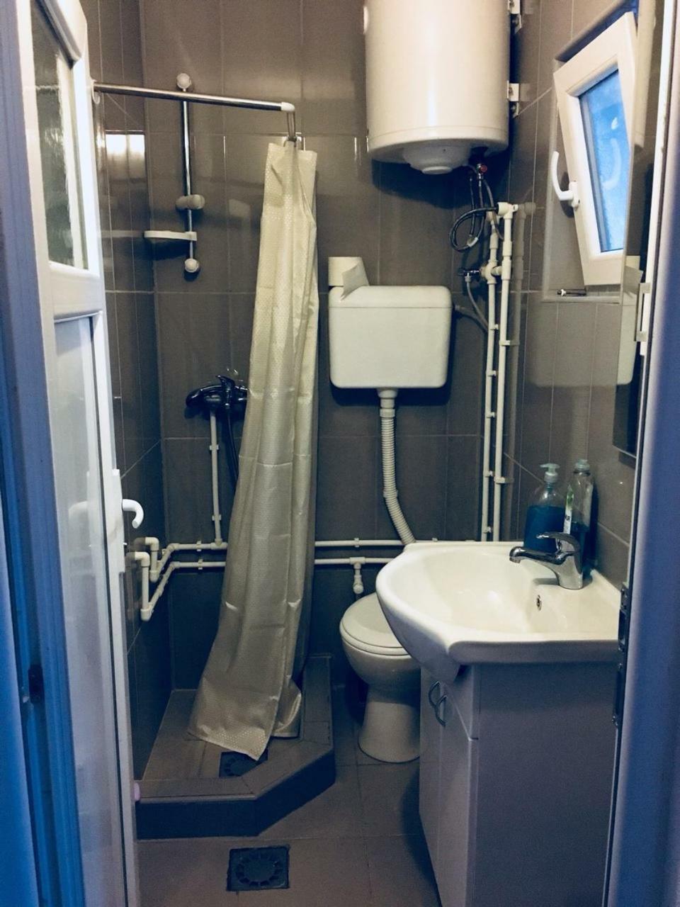 Apartmani ,,Bato,, シェニツァ エクステリア 写真
